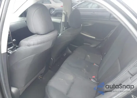 2013 Toyota Corolla S из США, поврежденный, VIN 2T1BU4EE3DC026709